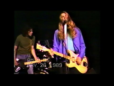 Nirvana (live concert) - May 26th, 1989, Green River Community College, Auburn, WA (complete show!)