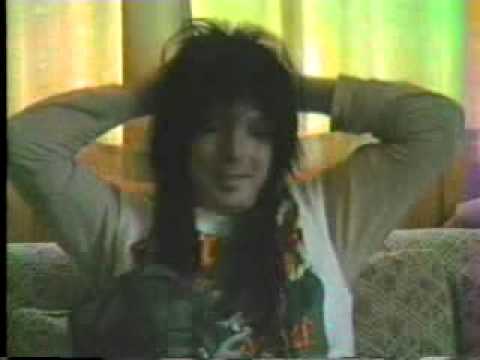 Mick Mars Interview in his home in 1984
