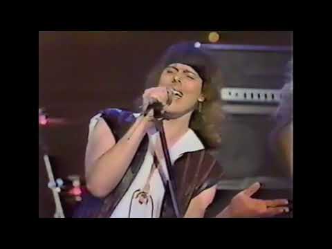 Dokken - Alone Again live American Bandstand 1984 (60fps)