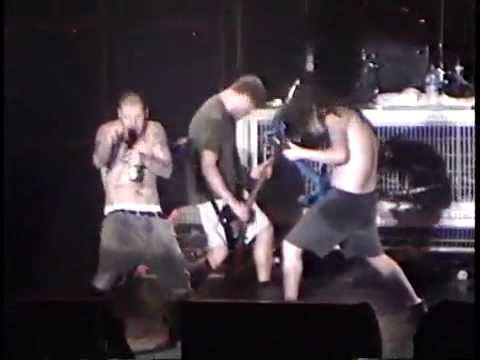 Pantera live, Seek and Destroy with Jason Newsted 1994-07-15