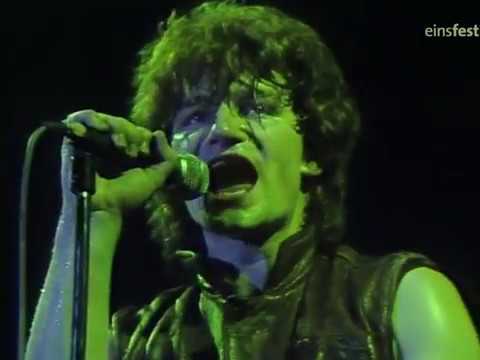 U2 - Live in Berlin 1981 (HD REMASTERED)