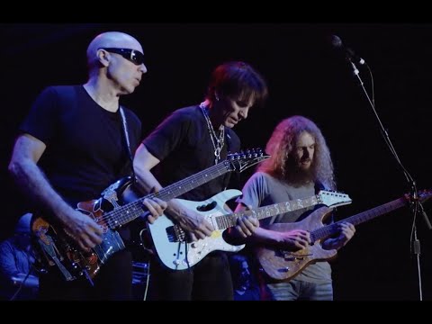 Best G3 line up Ever !!!? Guthrie Govan - Steve Vai - Joe Satriani : Little Wing