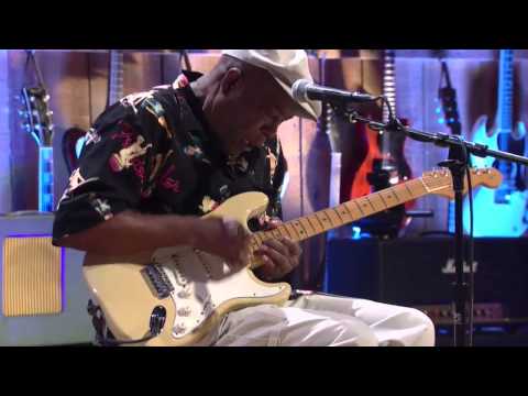 Buddy Guy &quot;Damn Right, I&#039;ve Got the Blues&quot; on Guitar Center Sessions