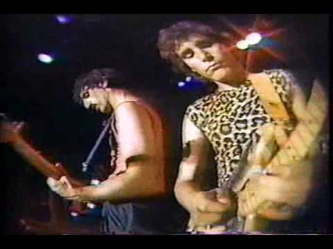 Frank Zappa - Stevie&#039;s spanking (Featuring Steve Vai) Live duet version