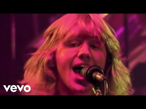 Triumph - Lay It On The Line