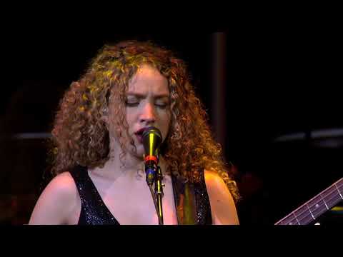 Tal Wilkenfeld - &quot;Under The Sun&quot; Opening for @thewho5803 at Capital One Arena