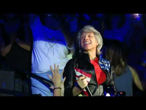 Bon Jovi - Living on a Prayer as a Show Starter - Nashville - 4.30.22