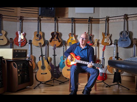 The Mark Knopfler Guitar Collection | Christie&#039;s Inc