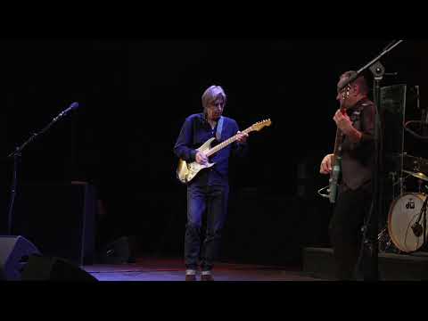 Eric Johnson - &quot;Manhattan&quot; Live from the Paramount Theatre