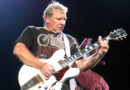 Rush’s Alex Lifeson Recalls Getting His First Gibson ES-335 and Gibson Les Paul