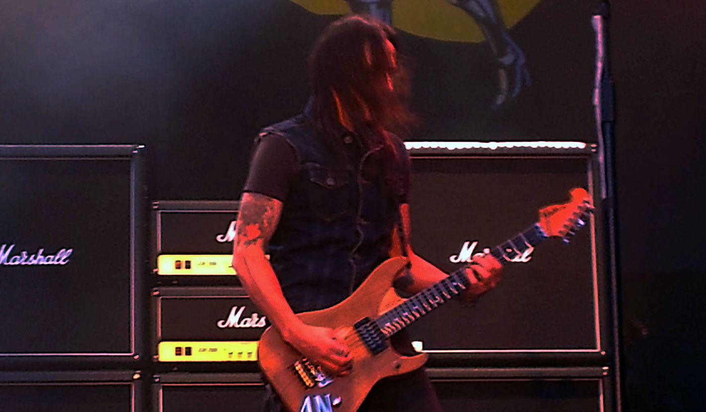 Nuno Bettencourt Explains Unusual Way He Sets Up His Marshall Amp