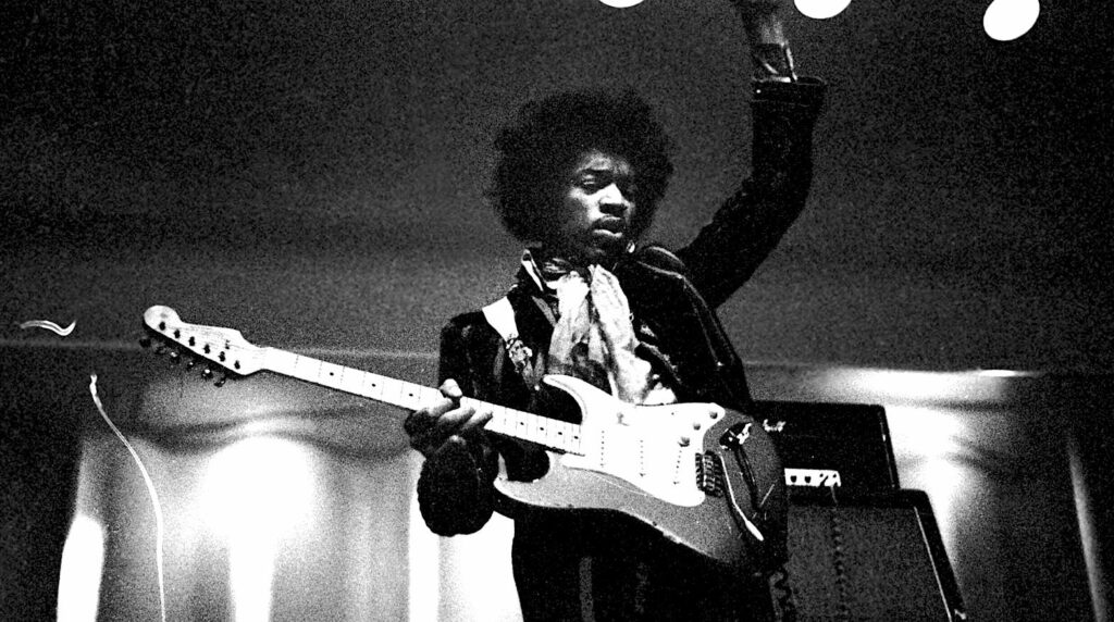 Jimi-Hendrix-1967-Helsinki