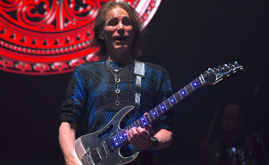Steve_Vai,_3-Majówka