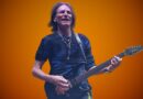 Steve Vai Explains What Guitar Players Today Are Lacking: ’It’s Usually the Same Old Chord Changes’